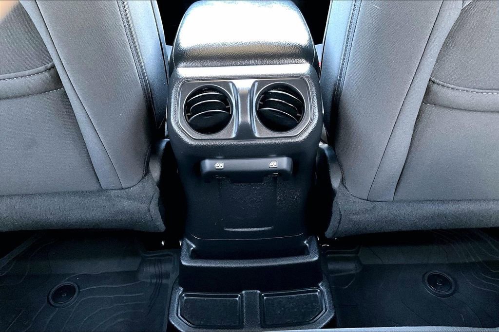 Used 2023 Jeep Wrangler Unlimited w/ 8.4" Radio Group image 20