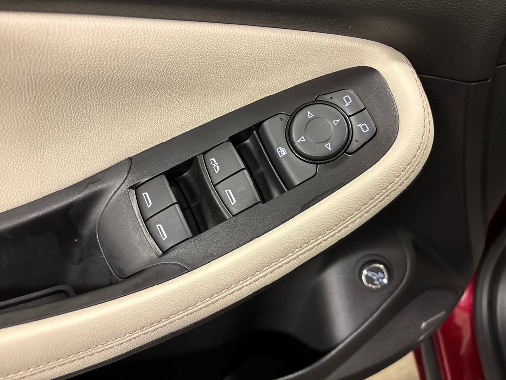 Certified 2025 Buick Encore GX Avenir w/ Avenir Technology Package image 23