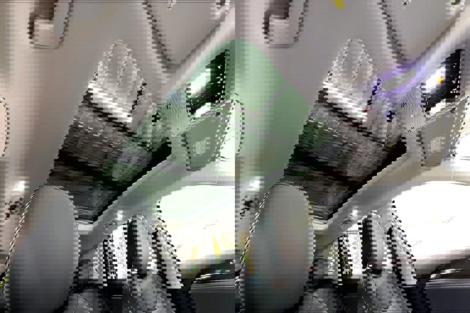 New 2026 Volkswagen Tiguan SE image 29