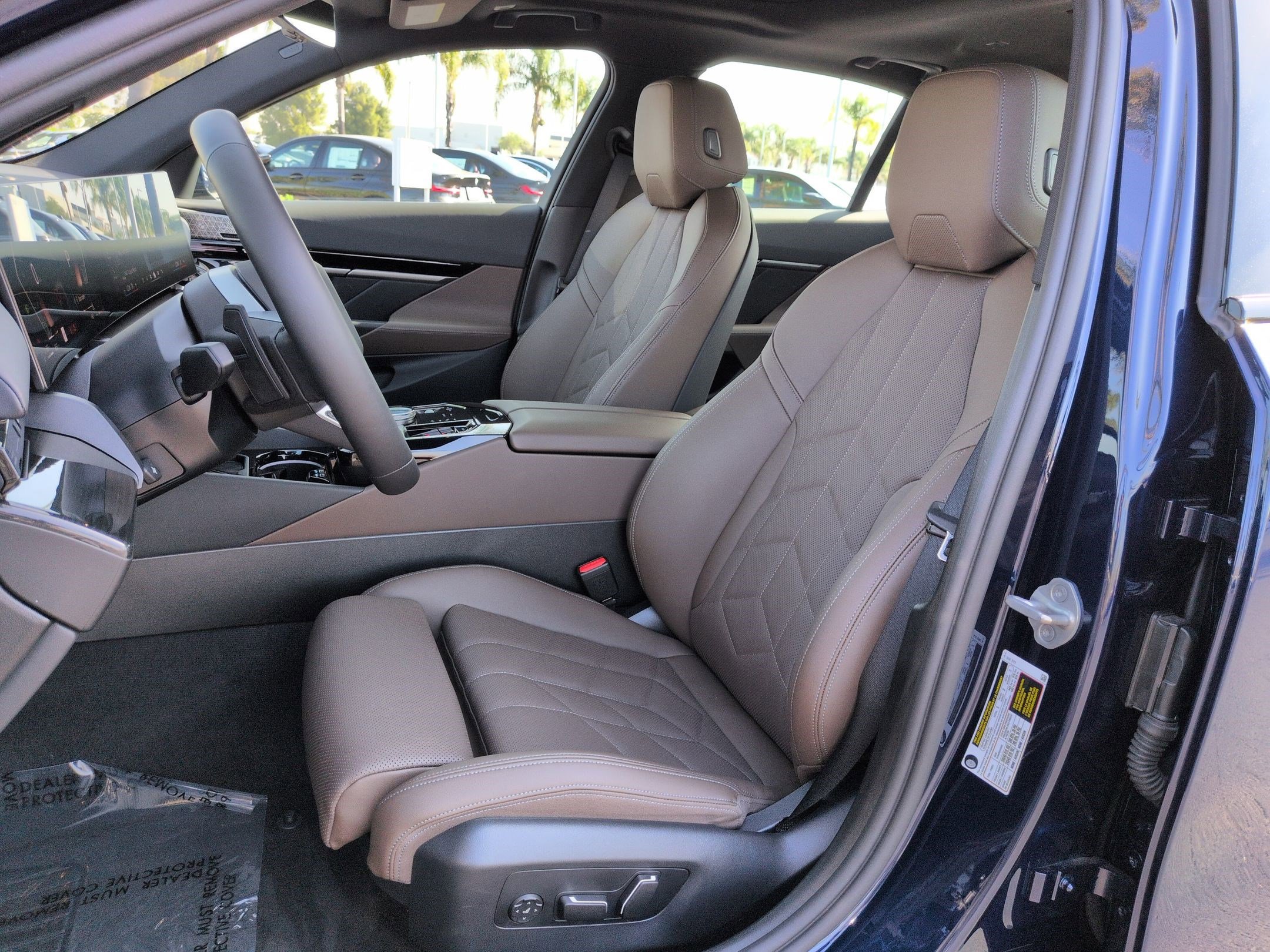 Used 2026 BMW 530i w/ M Sport Package RWD image 16