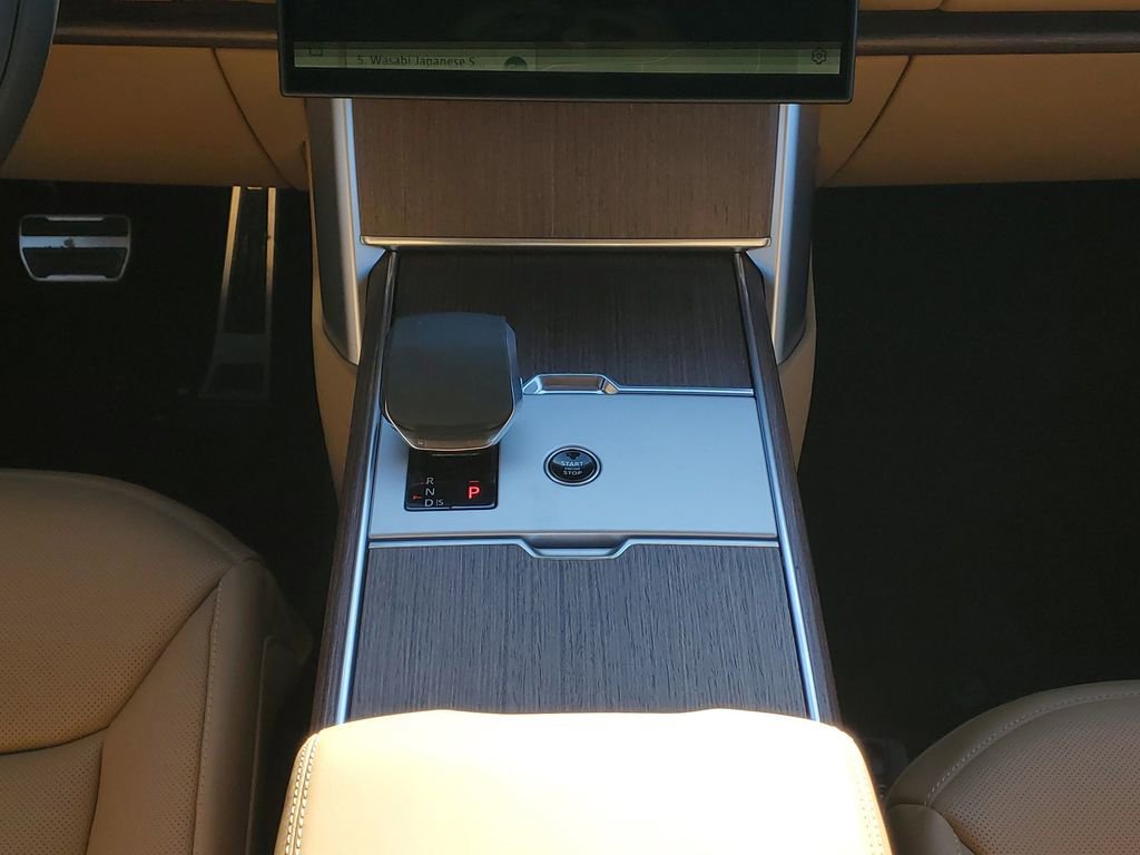 New 2026 Land Rover Range Rover SE image 26