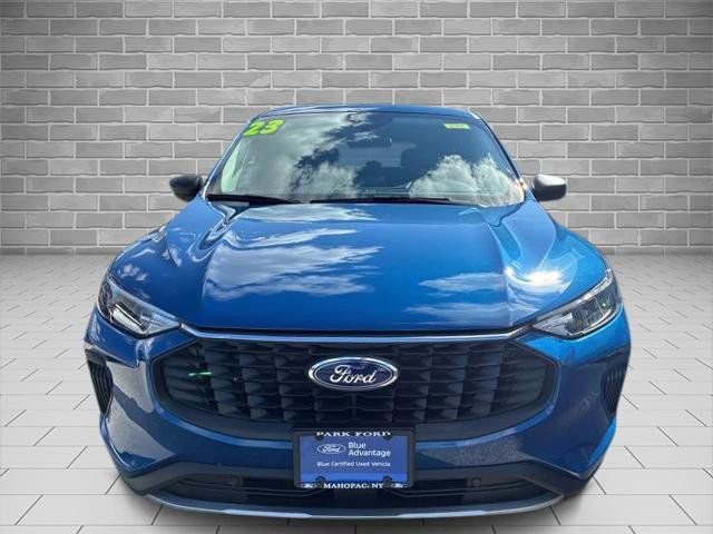 Certified 2023 Ford Escape Active AWD/4WD image 8