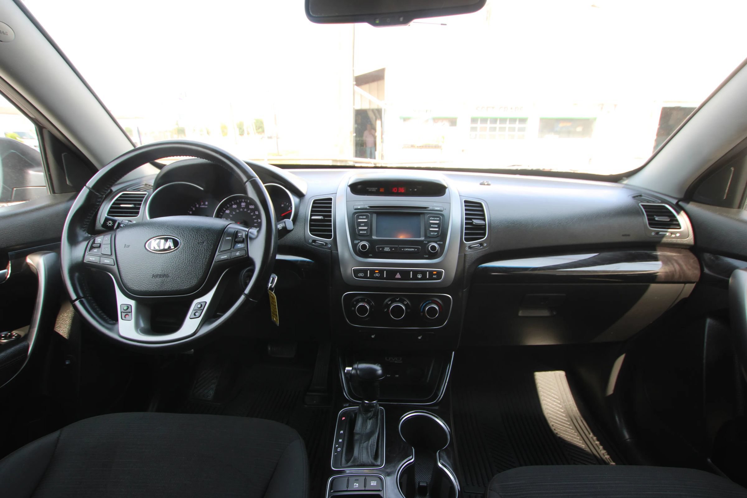 Used 2015 Kia Sorento LX FWD image 13