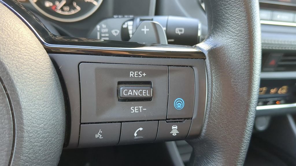 Certified 2023 Nissan Rogue SV AWD/4WD image 20