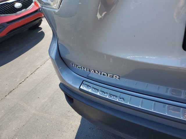 Used 2016 Toyota Highlander XLE AWD/4WD image 7