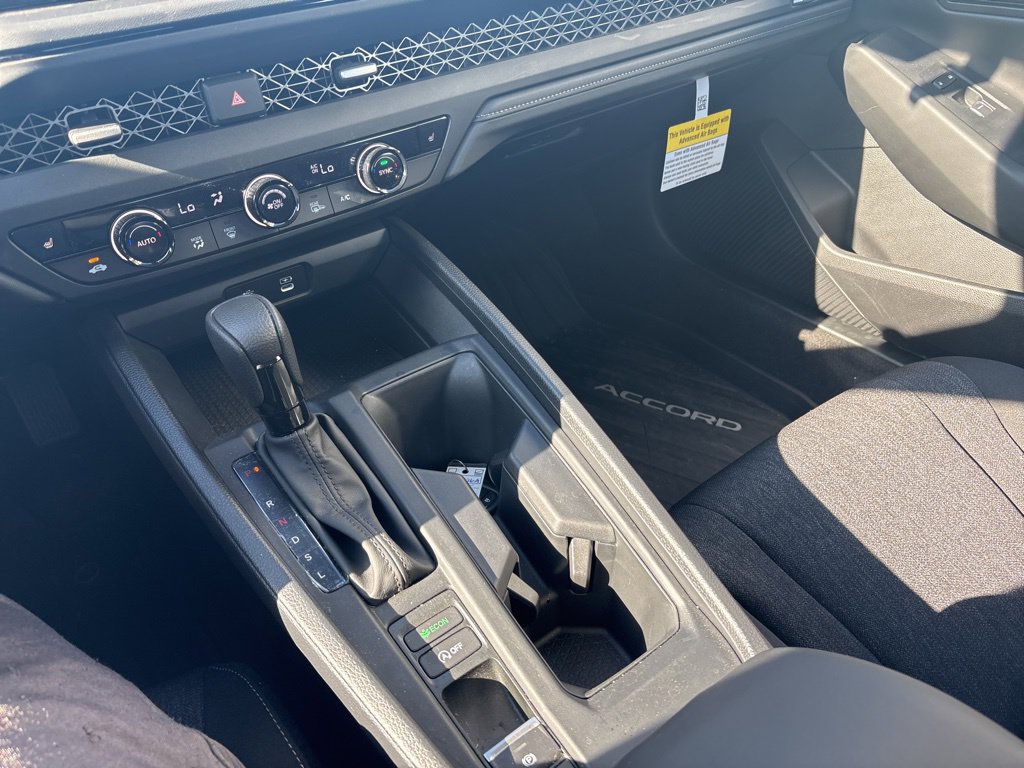 Certified 2025 Honda Accord SE image 17