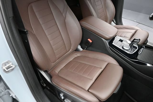 Used 2023 BMW X3 M40i AWD/4WD image 30