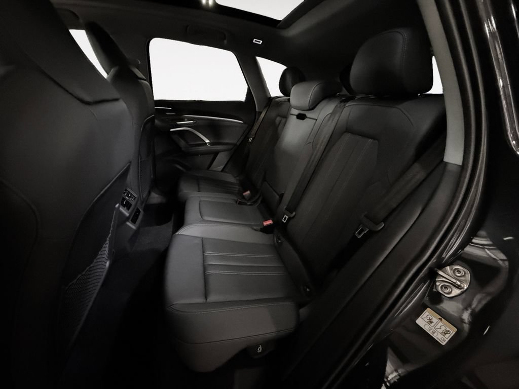 New 2026 Audi Q5 Premium Plus AWD/4WD image 10