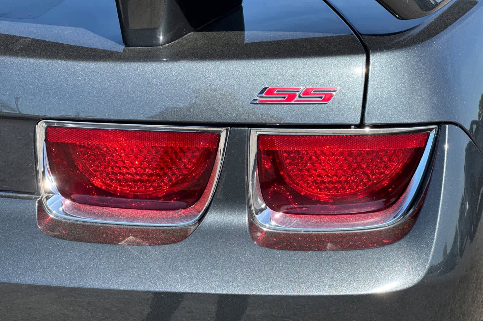 Used 2013 Chevrolet Camaro SS image 29