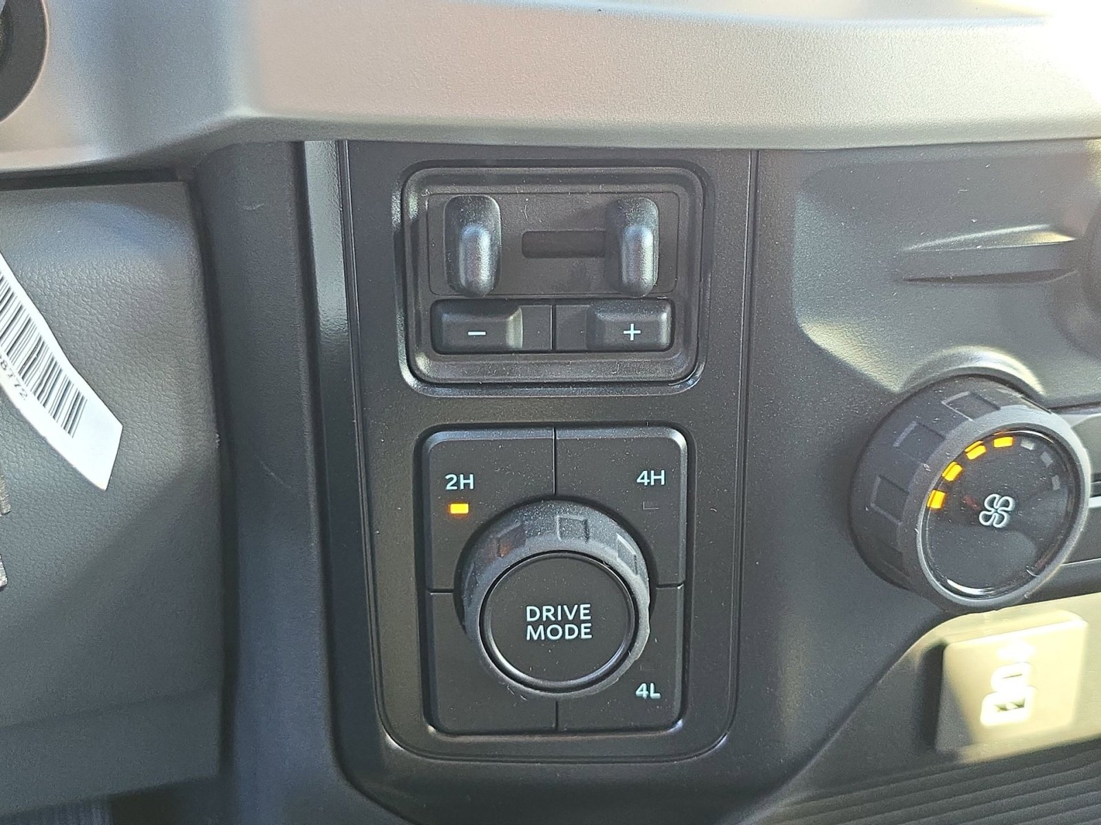 New 2026 Ford F450 XL w/ XL Chrome Package image 32