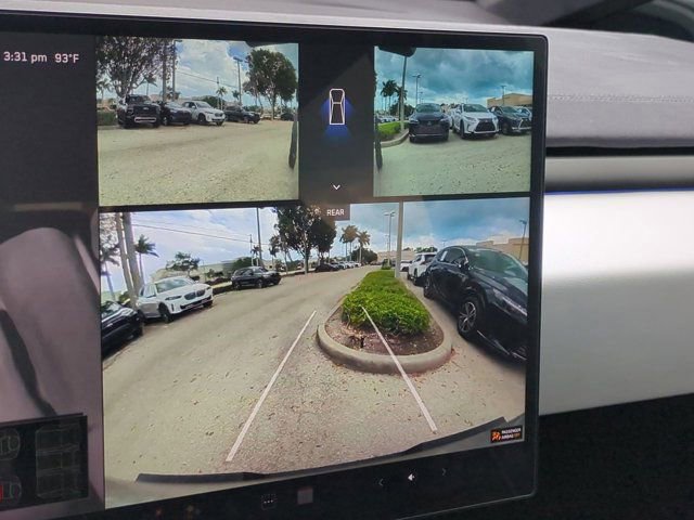 Used 2025 Tesla Cybertruck Cyberbeast AWD/4WD image 18