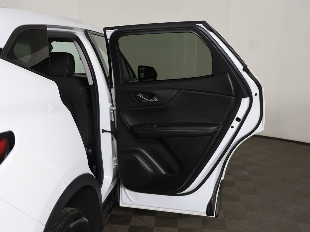 Used 2023 Chevrolet Blazer LT image 18