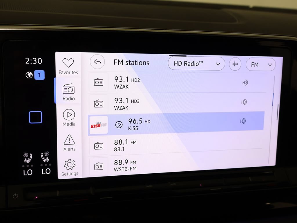Used 2024 Volkswagen Atlas Peak Edition SEL AWD/4WD image 53