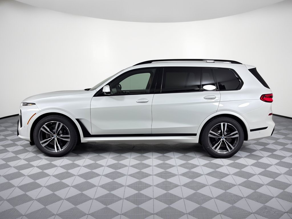 New 2027 BMW X7 xDrive40i w/ M Sport Package AWD/4WD image 2