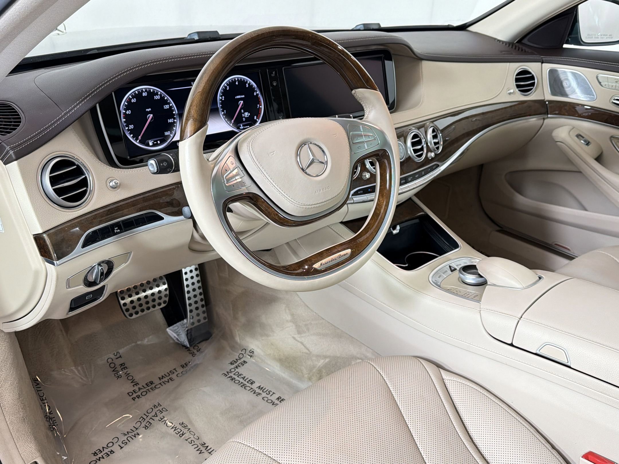 Used 2014 Mercedes-Benz S 550 Sedan image 4