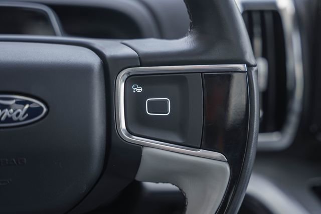 Used 2025 Ford Expedition Max Platinum w/ Driver's Package image 45