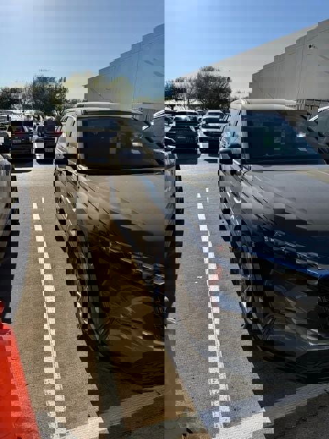 Used 2025 Honda CR-V EX image 4