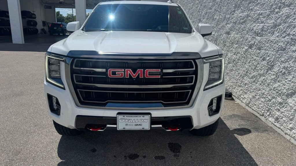 Used 2024 GMC Yukon XL AT4 w/ Technology Package AWD/4WD image 10