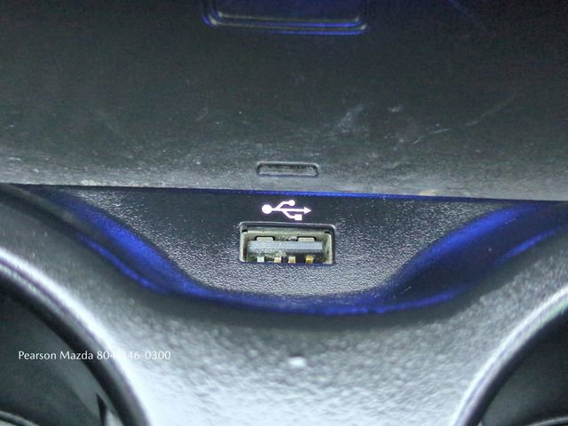 Used 2018 BMW 530e xDrive image 24