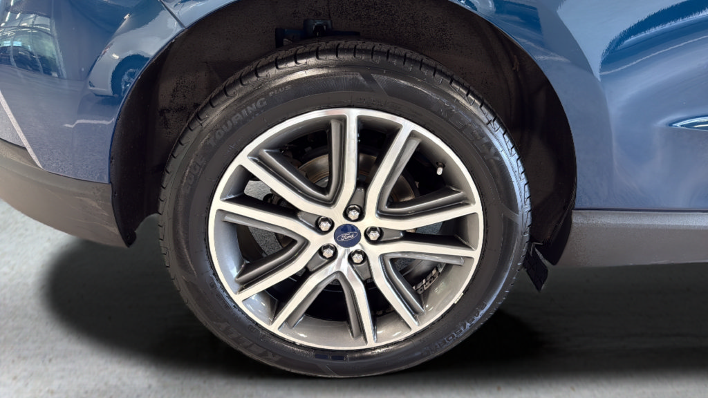 Used 2020 Ford Edge Titanium AWD/4WD image 15