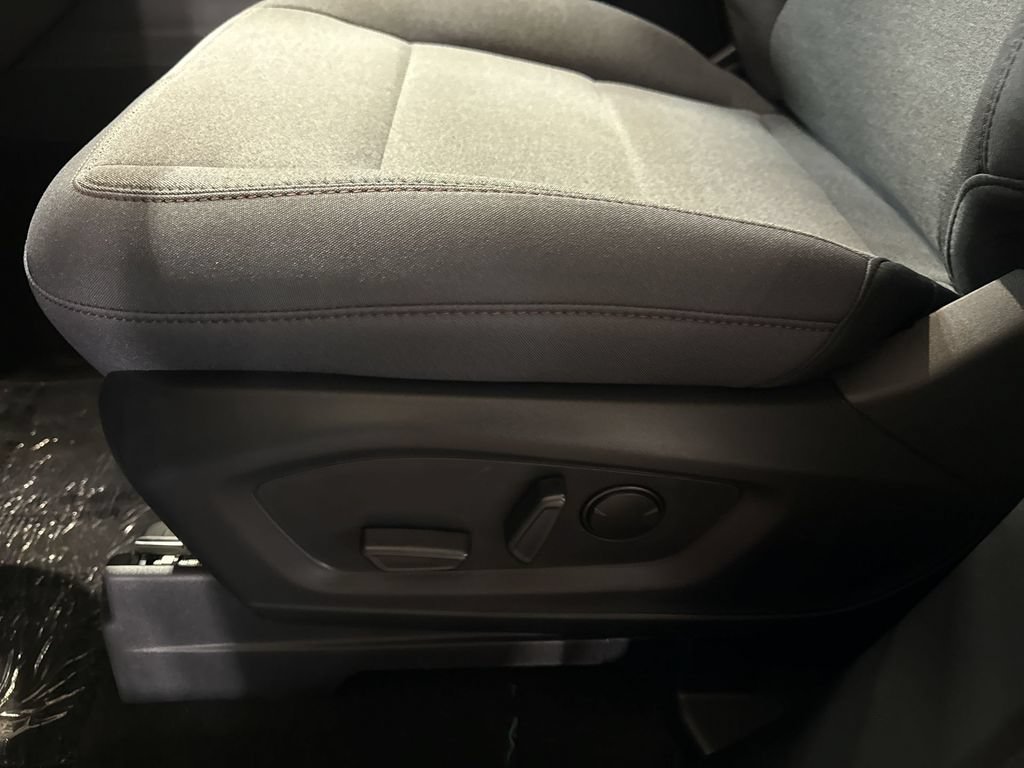 New 2026 Ford Explorer Active AWD/4WD image 14