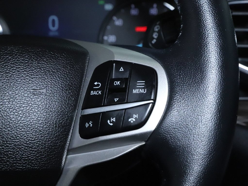 Used 2022 Ford Explorer Limited w/ Equipment Group 301A AWD/4WD image 25