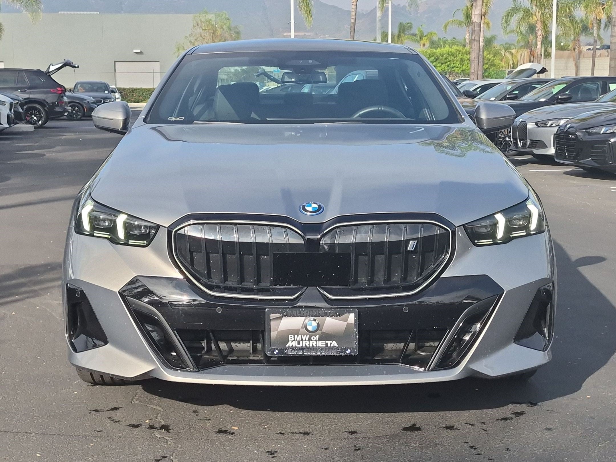 Used 2024 BMW i5 eDrive40i w/ M Sport Package RWD image 3