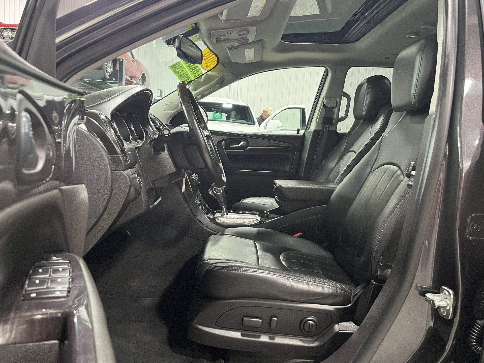 Used 2016 Buick Enclave Leather AWD/4WD image 11