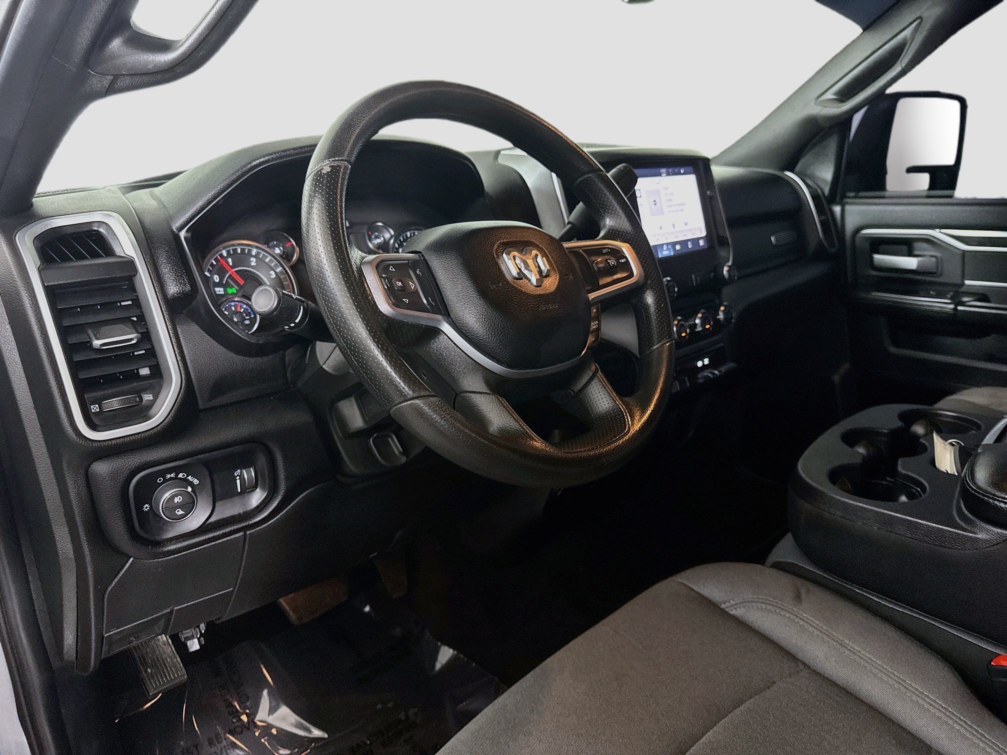 Used 2024 RAM 2500 Big Horn AWD/4WD image 23
