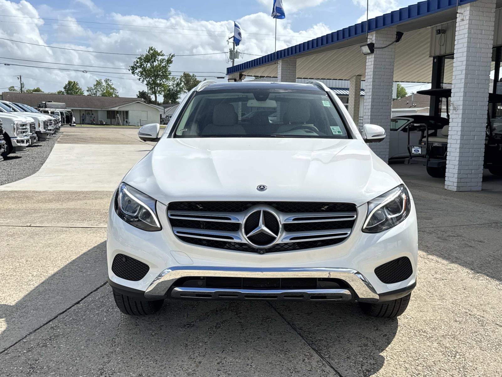 Used 2018 Mercedes-Benz GLC 300 image 2