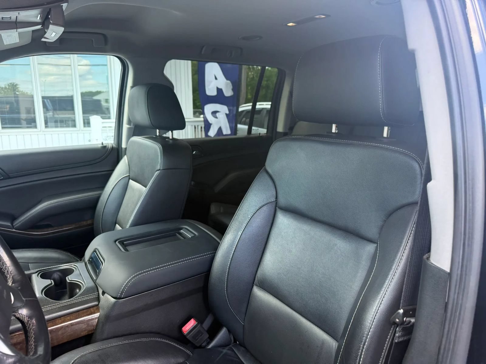 Used 2019 Chevrolet Suburban LT AWD/4WD image 15