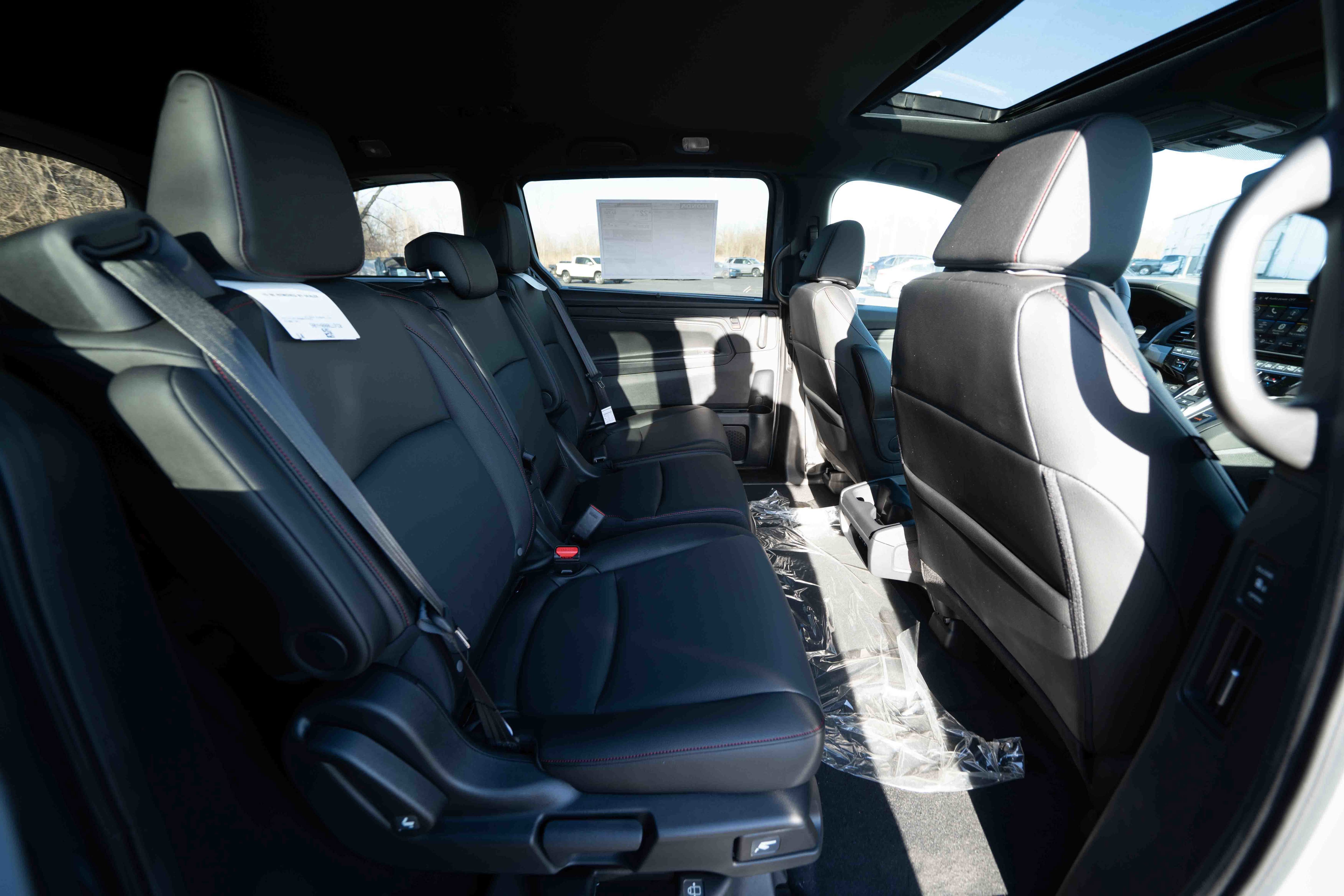 New 2026 Honda Odyssey Sport-L image 25