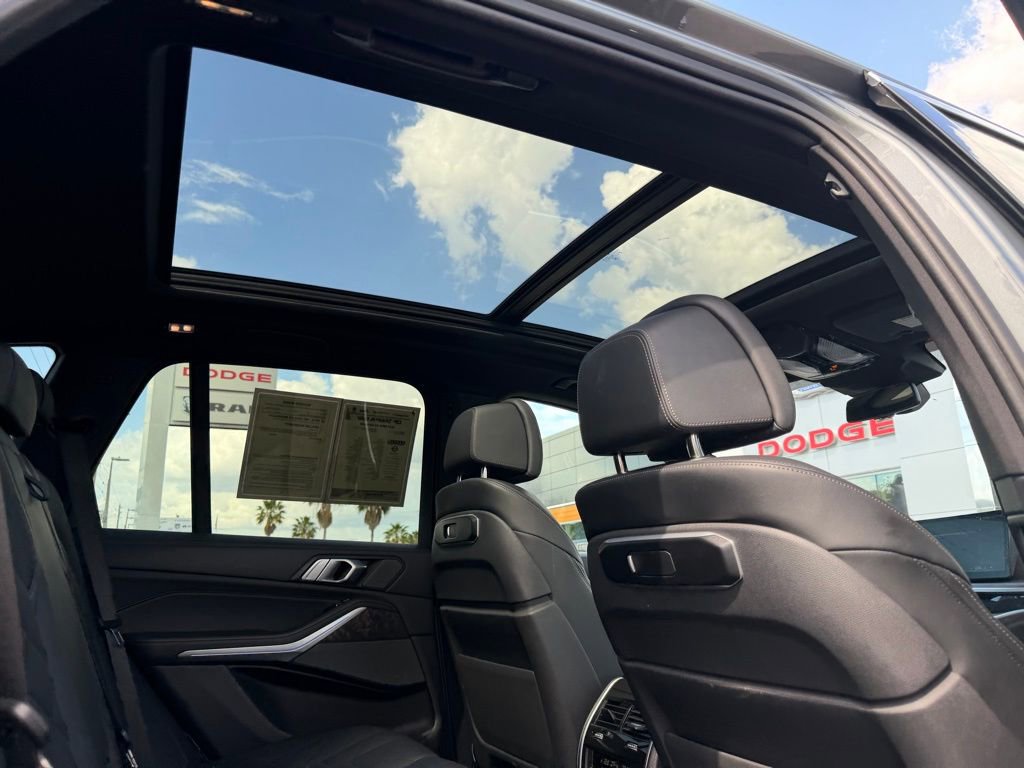 Used 2024 BMW X5 xDrive40i w/ Premium Package image 31