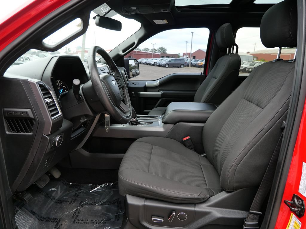 Used 2016 Ford F150 XLT w/ Equipment Group 302A Luxury AWD/4WD image 14