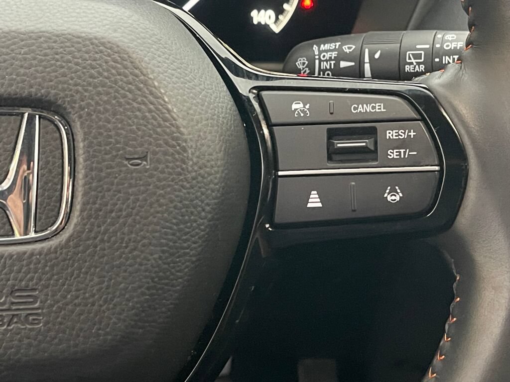 Used 2025 Honda HR-V Sport image 18
