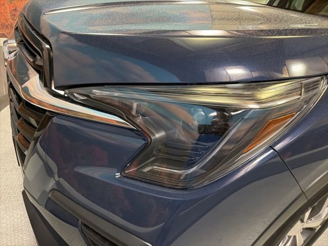 Certified 2025 Subaru Ascent Premium AWD/4WD image 14