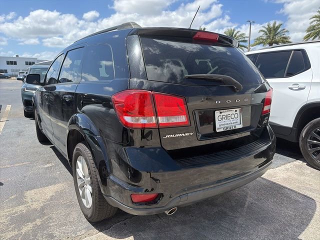 Used 2015 Dodge Journey SXT w/ Flexible Seating Group FWD image 3