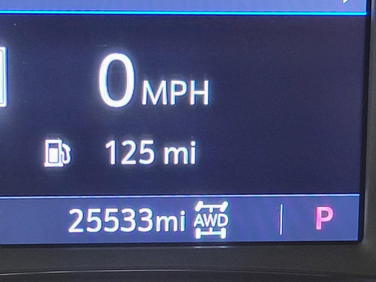 Used 2023 GMC Acadia SLT w/ Elevation Edition image 2