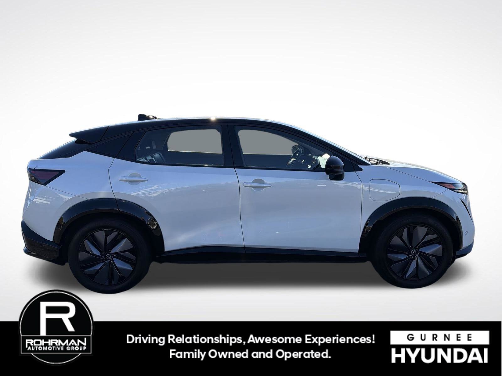 Used 2023 Nissan Ariya AWD/4WD image 11