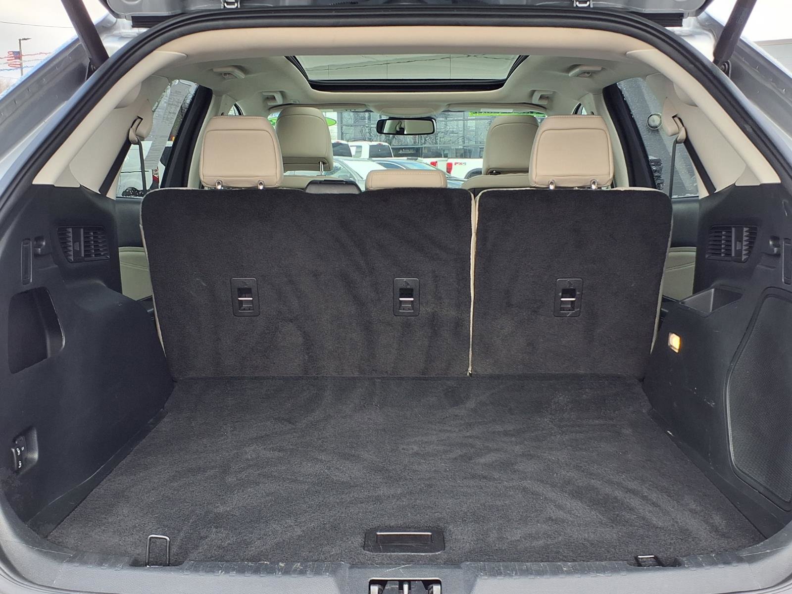 Used 2023 Ford Edge Titanium w/ Class II Trailer Tow Package image 21