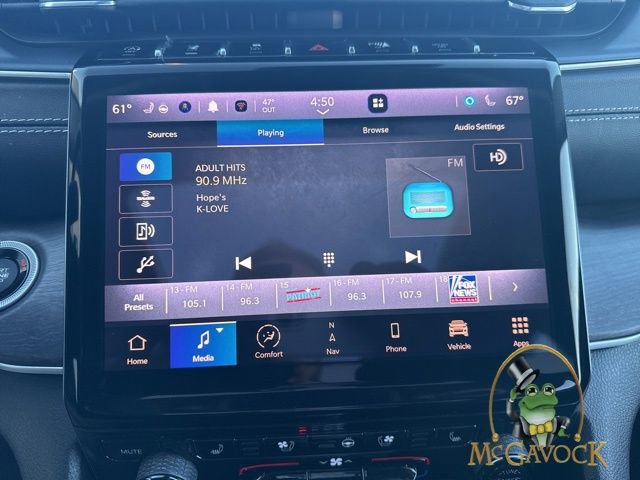 Used 2022 Jeep Grand Cherokee Limited w/ Luxury Tech Group II RWD image 24
