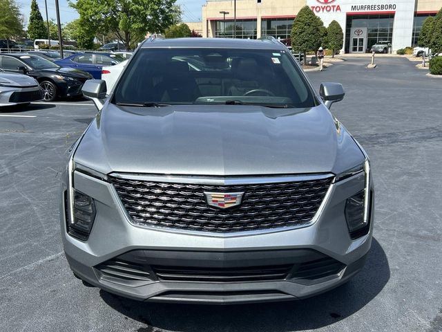 Used 2024 Cadillac XT4 Luxury w/ Cold Weather Package FWD image 9