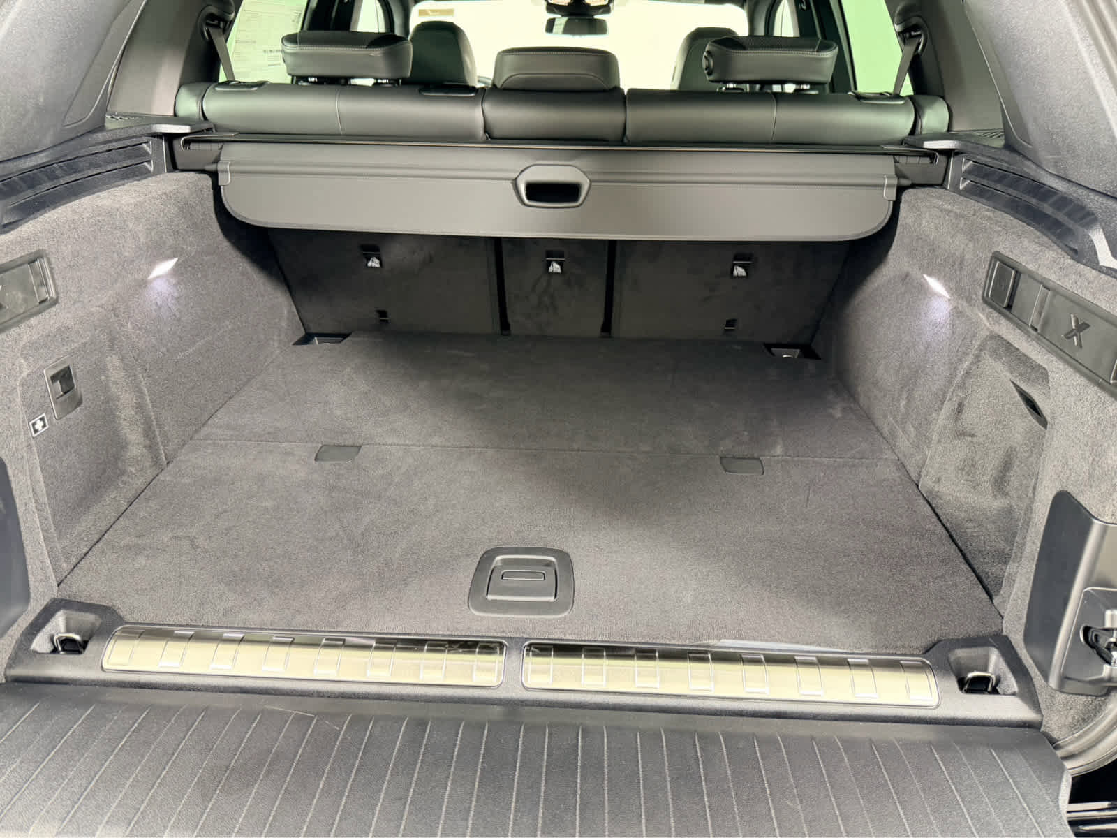 New 2026 BMW X5 xDrive50e image 23