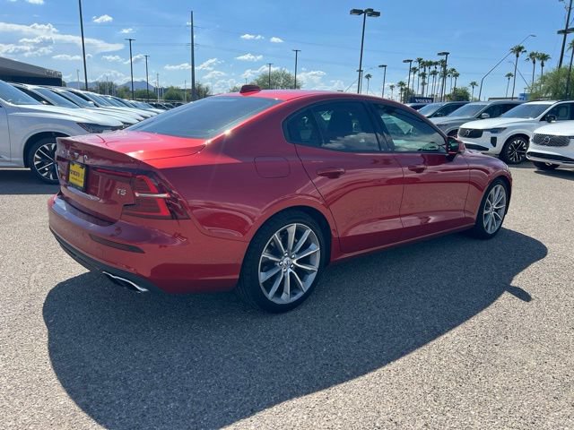 Used 2019 Volvo S60 T5 Momentum FWD image 3