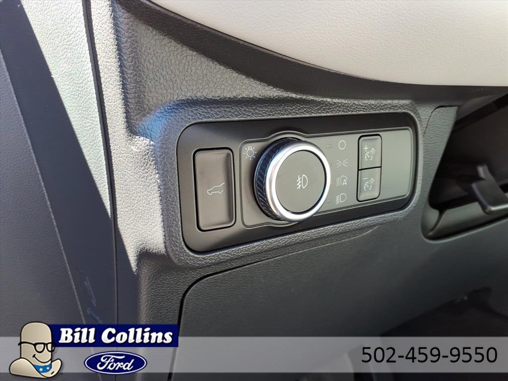 New 2026 Ford Explorer Platinum w/ LUX Leather Package image 18