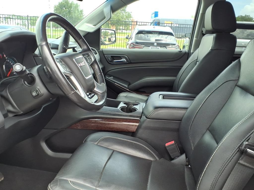 Used 2020 GMC Yukon XL SLT RWD image 24
