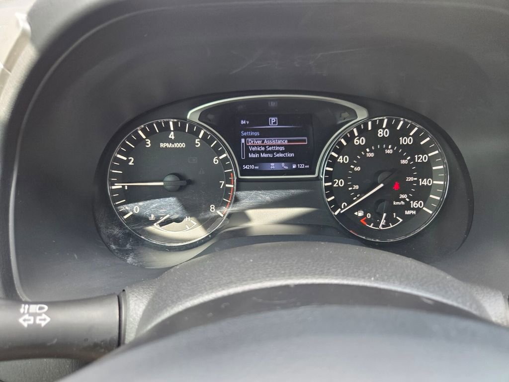 Used 2020 Nissan Pathfinder SL FWD image 18