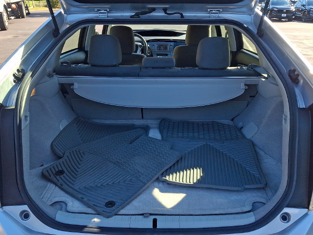 Used 2015 Toyota Prius Three FWD image 27