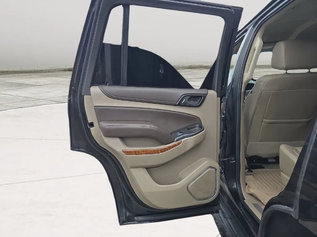 Used 2020 Chevrolet Tahoe Premier RWD image 13