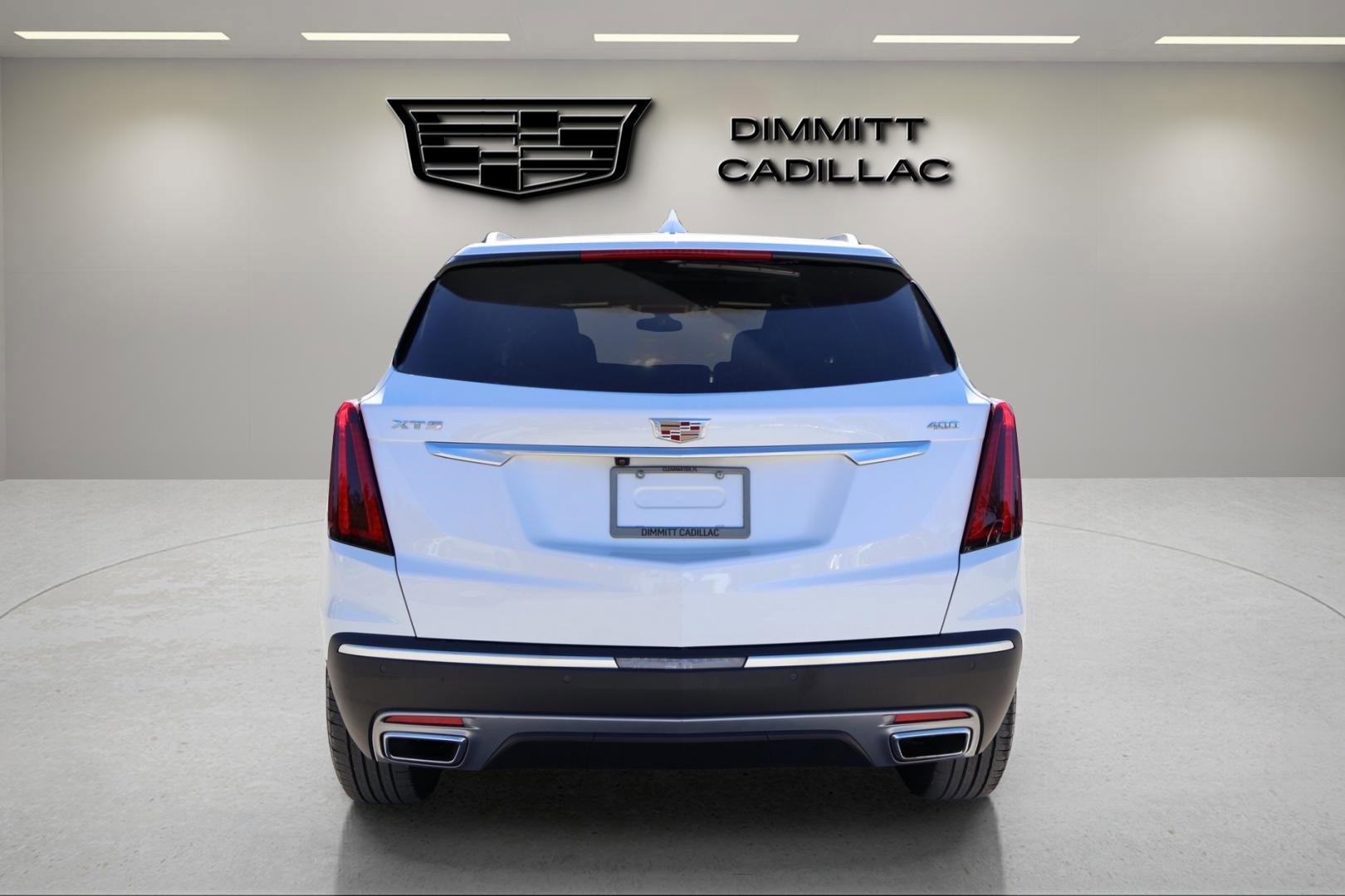 Certified 2025 Cadillac XT5 Premium Luxury image 4